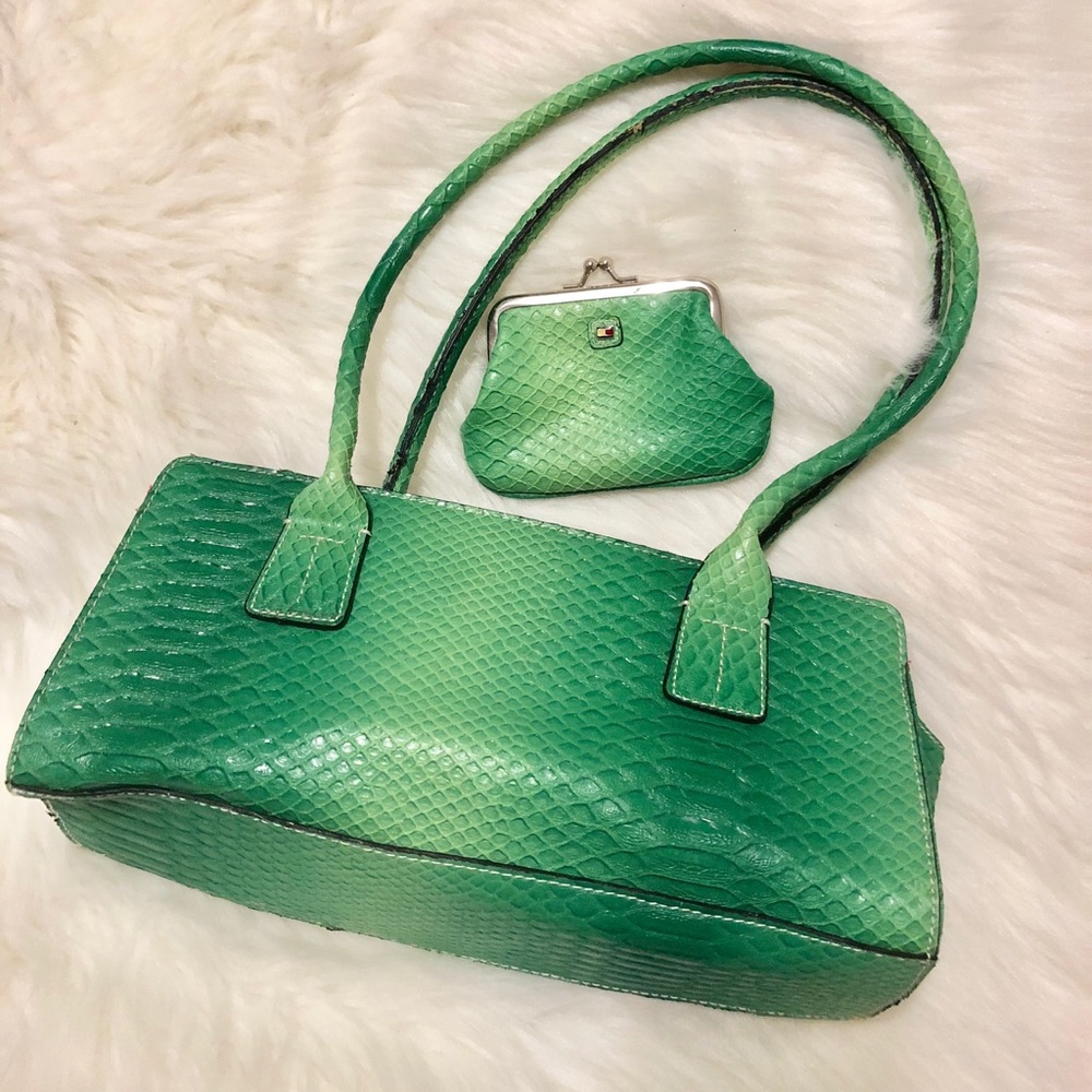 TOMMY HILFIGER BARREL PURSE & COIN PURSE